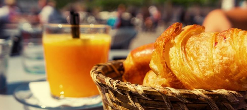 Brunch ud af huset: En udforskning af madoplevelser on the go