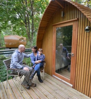 Oplev Naturen med Luksus: En Guide til Glamping